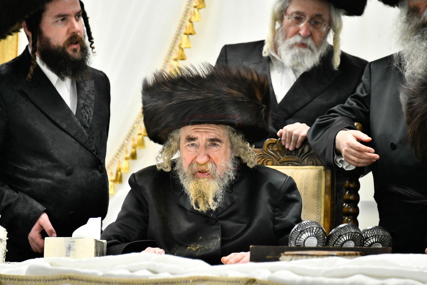 האדמו"ר מרחמסטריווקא מוצ"ש בב"ב