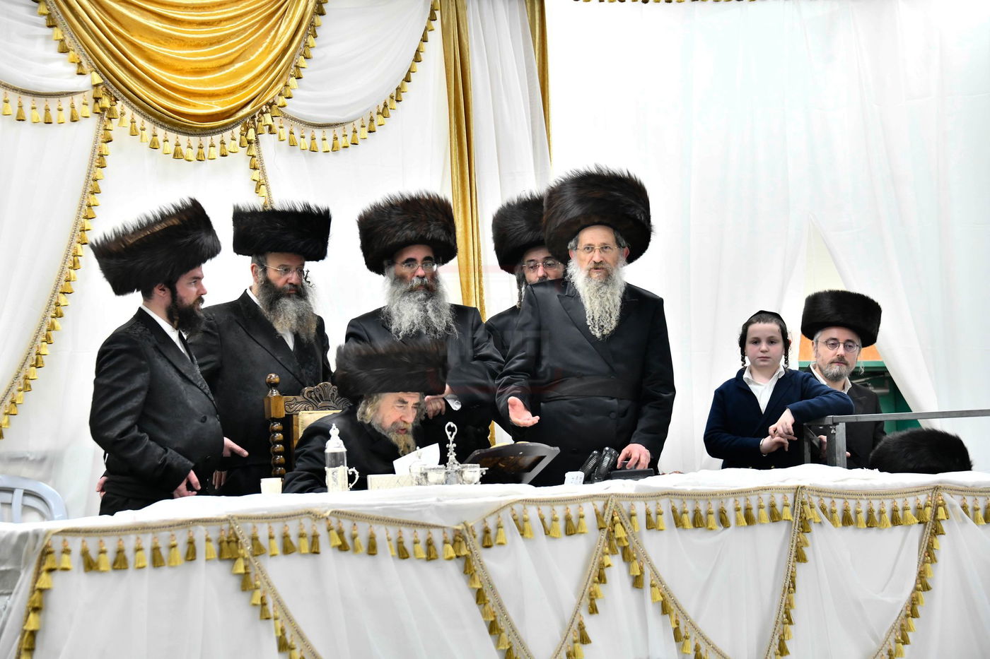 האדמו"ר מרחמסטריווקא מוצ"ש בב"ב