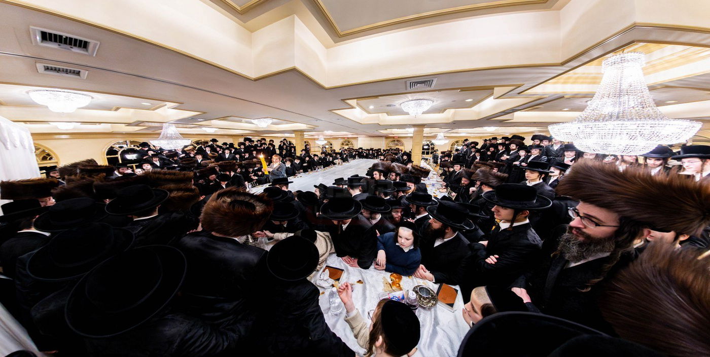 האדמו"ר מקראלי מוצ''ש בקרית יואל