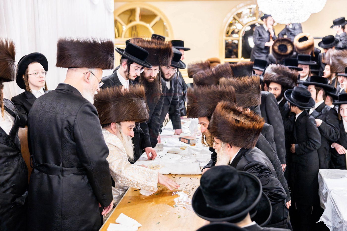 האדמו"ר מקראלי מוצ''ש בקרית יואל