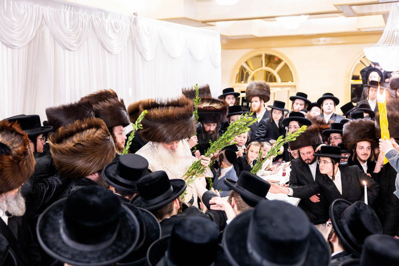 האדמו"ר מקראלי מוצ''ש בקרית יואל