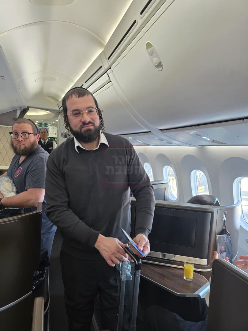 בכיר אמריקאי חסם עיתונאי חרדי | 'זופניק בכיכר' עם כל התמונות, הנייעס והחשיפות של השבוע