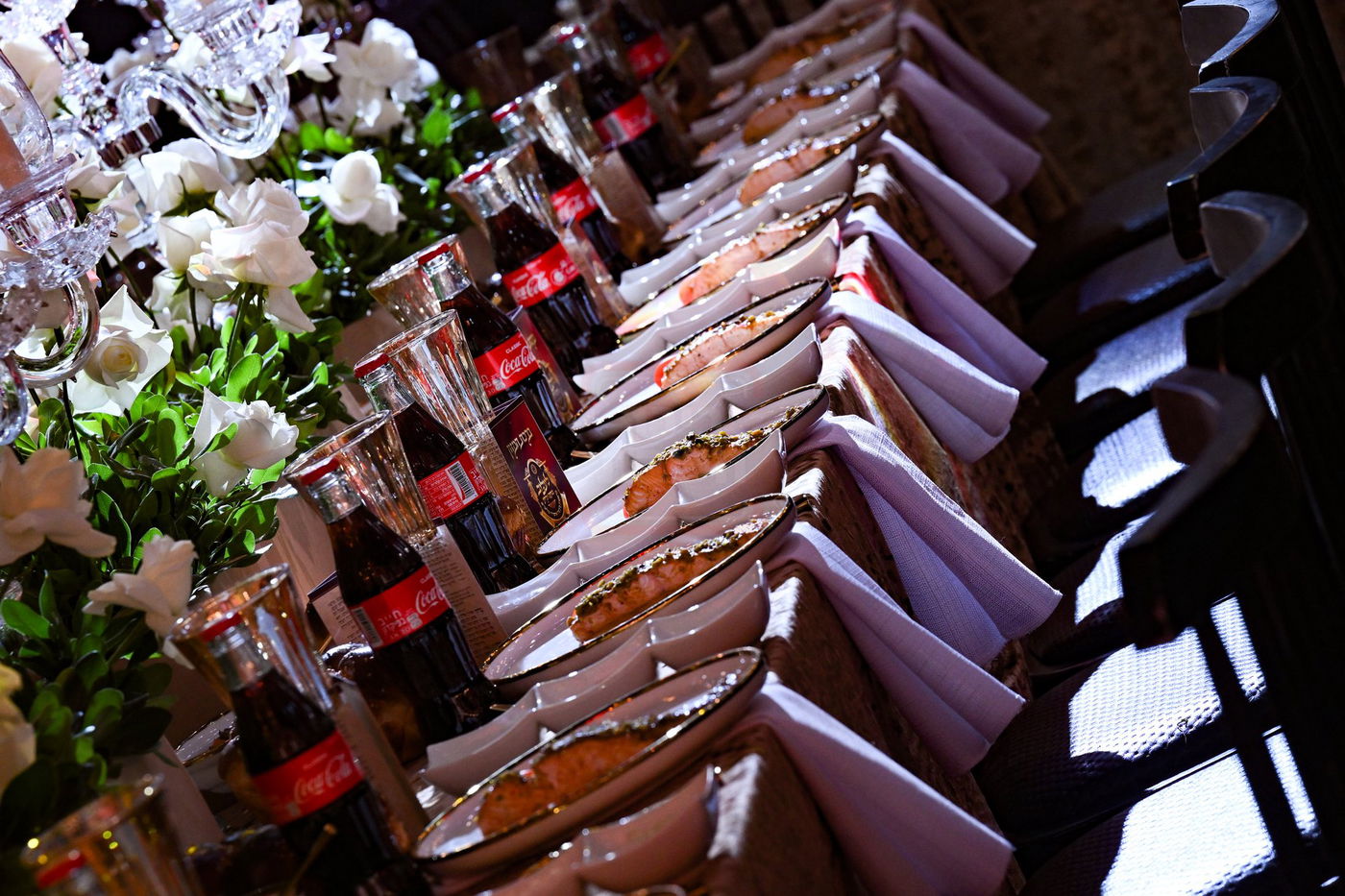 הדינר בלעלוב