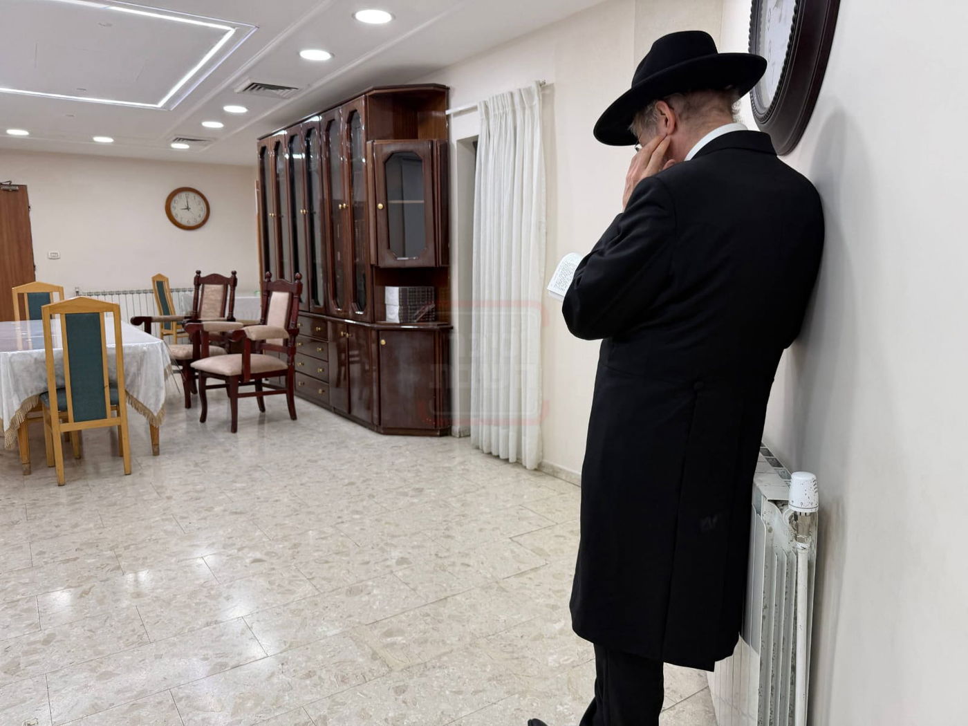 בכיר אמריקאי חסם עיתונאי חרדי | 'זופניק בכיכר' עם כל התמונות, הנייעס והחשיפות של השבוע