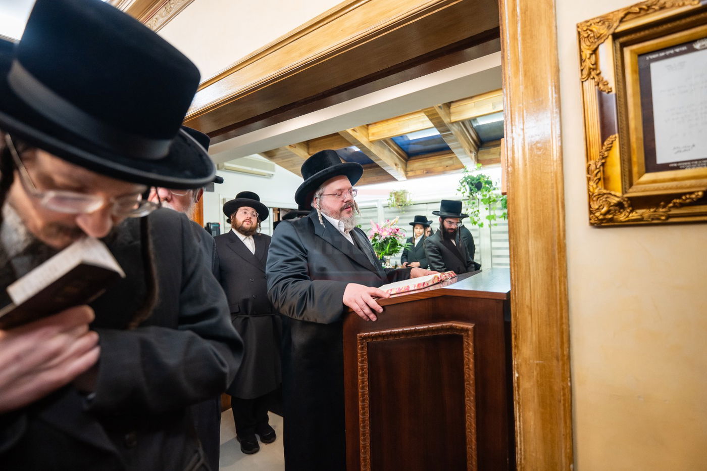 הרה"צ רבי אהרן מרדכי רוקח בביקור במומטריאול