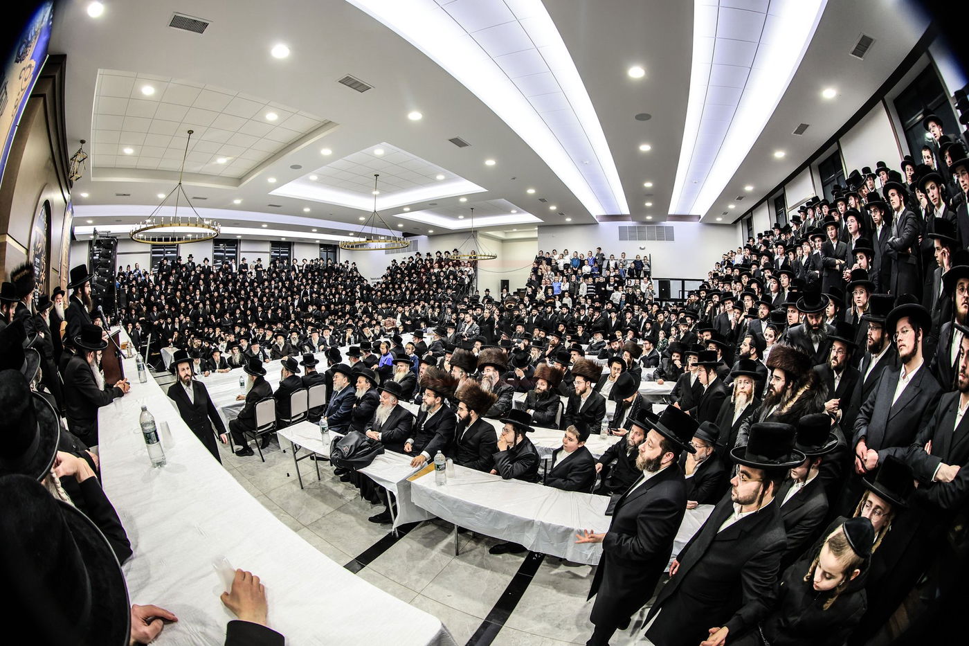 האדמו"ר מצאנז בביקור בלייקווד