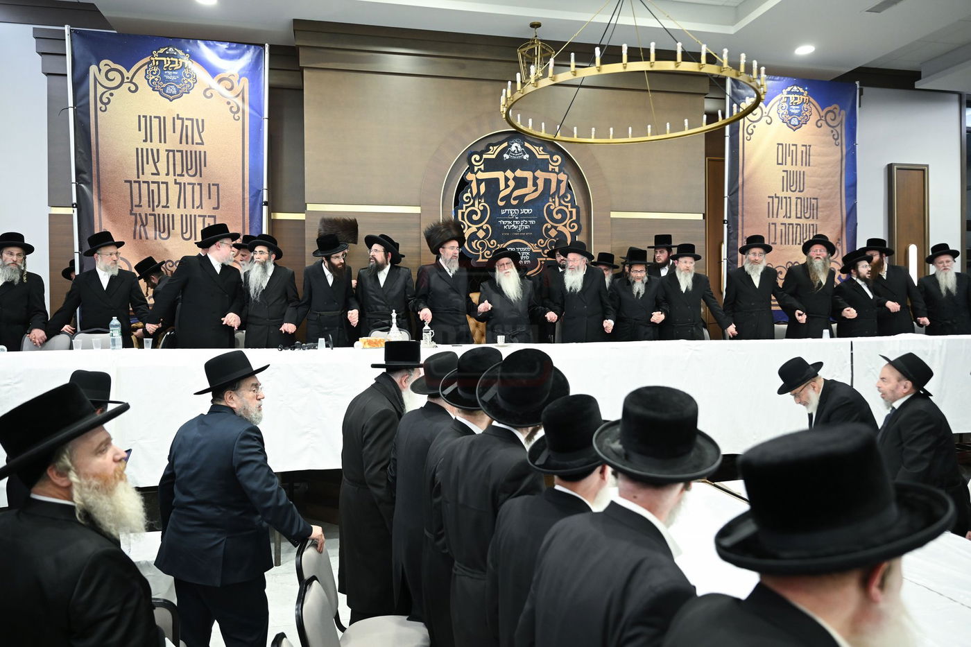 האדמו"ר מצאנז בביקור בלייקווד