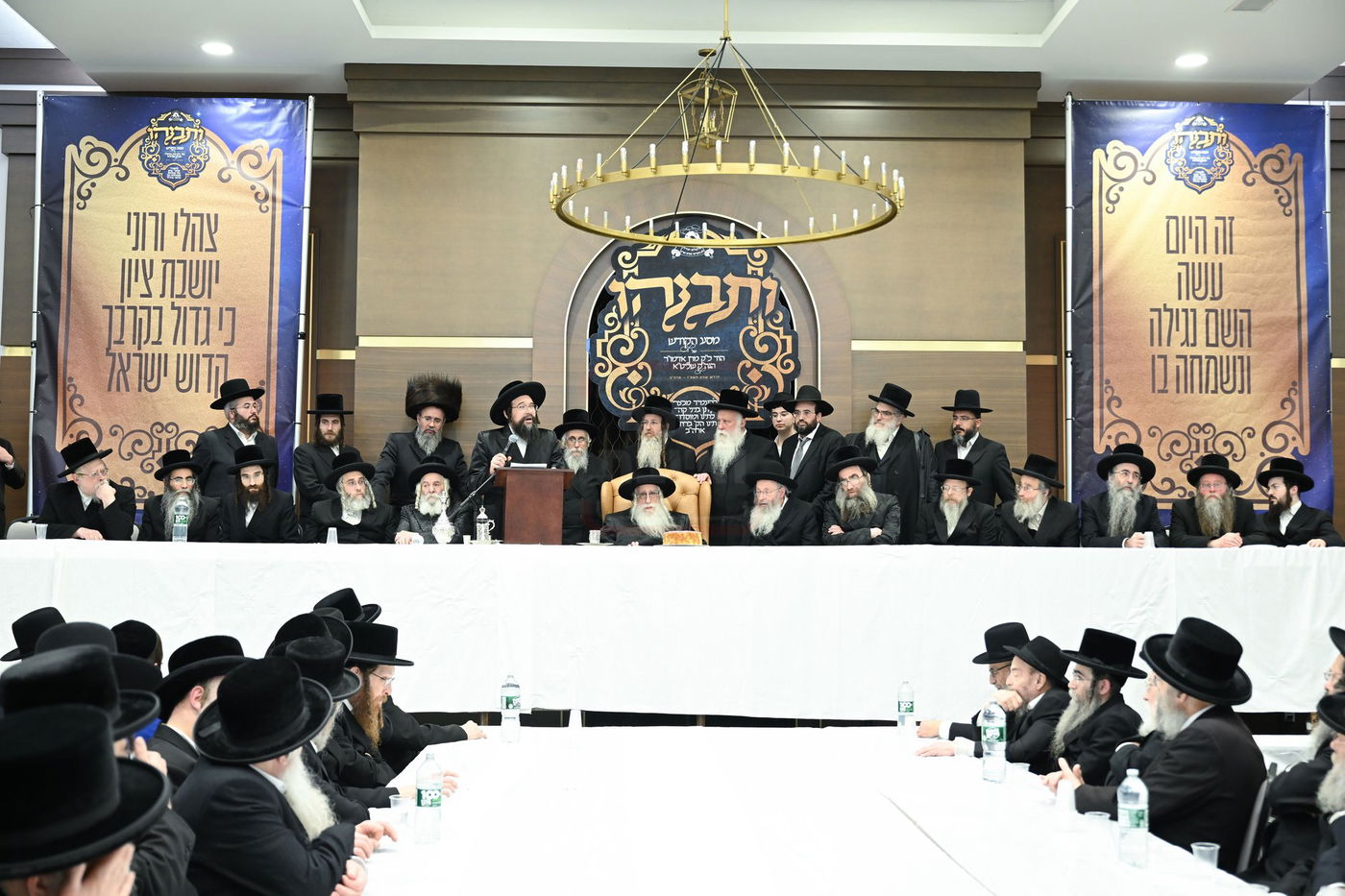 האדמו"ר מצאנז בביקור בלייקווד