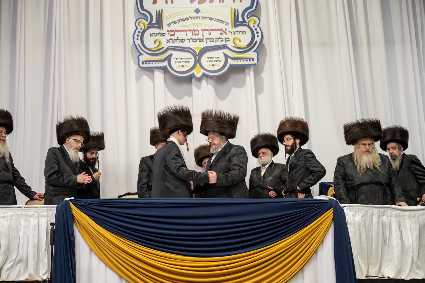 הרה"צ רבי אהרן מרדכי רוקח, מוצאי שב"ק במונטריאול