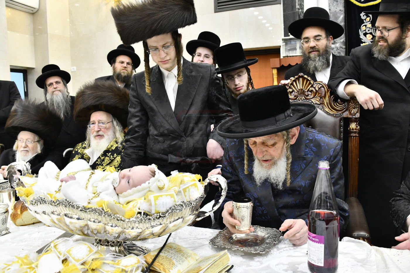 פדיון הבן בחצרות ספינקא - קרעטשניף - פרמישלאן