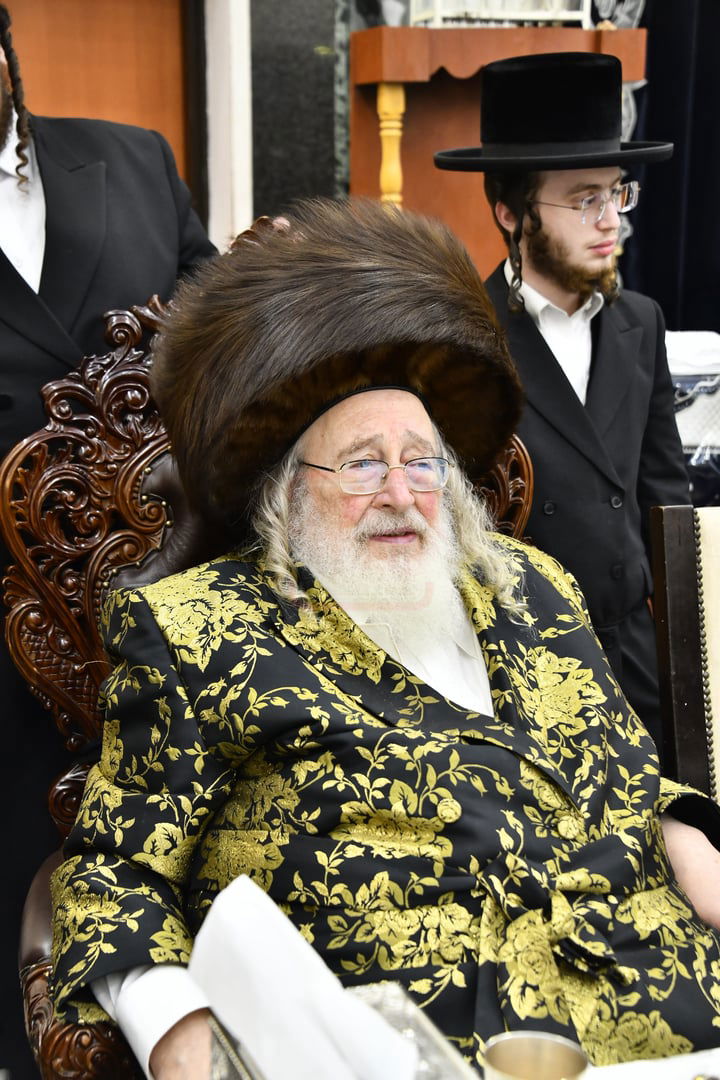 פדיון הבן בחצרות ספינקא - קרעטשניף - פרמישלאן