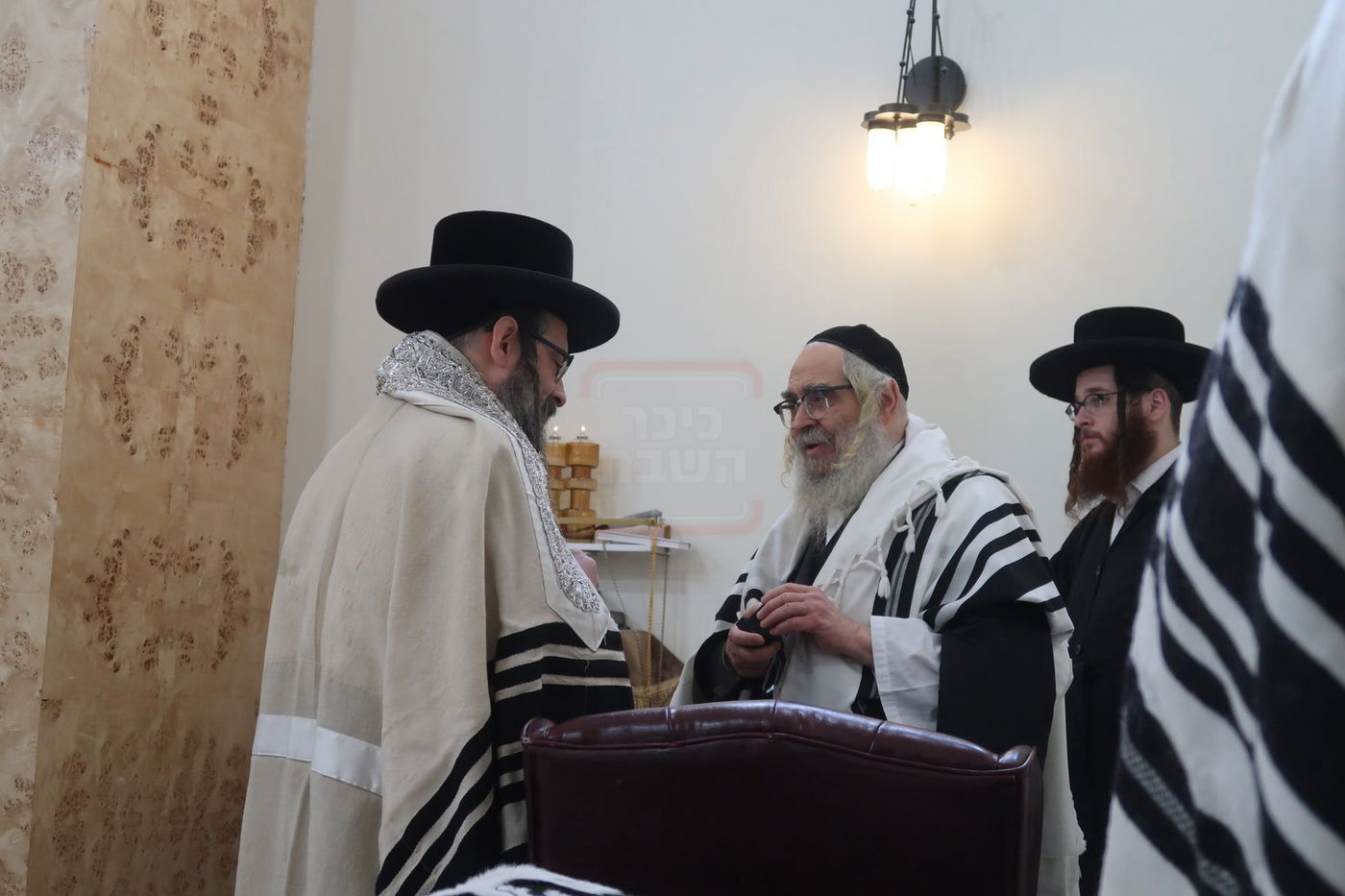 האדמו"ר מסאטמר במנוחה בפאלם ספרינגס 