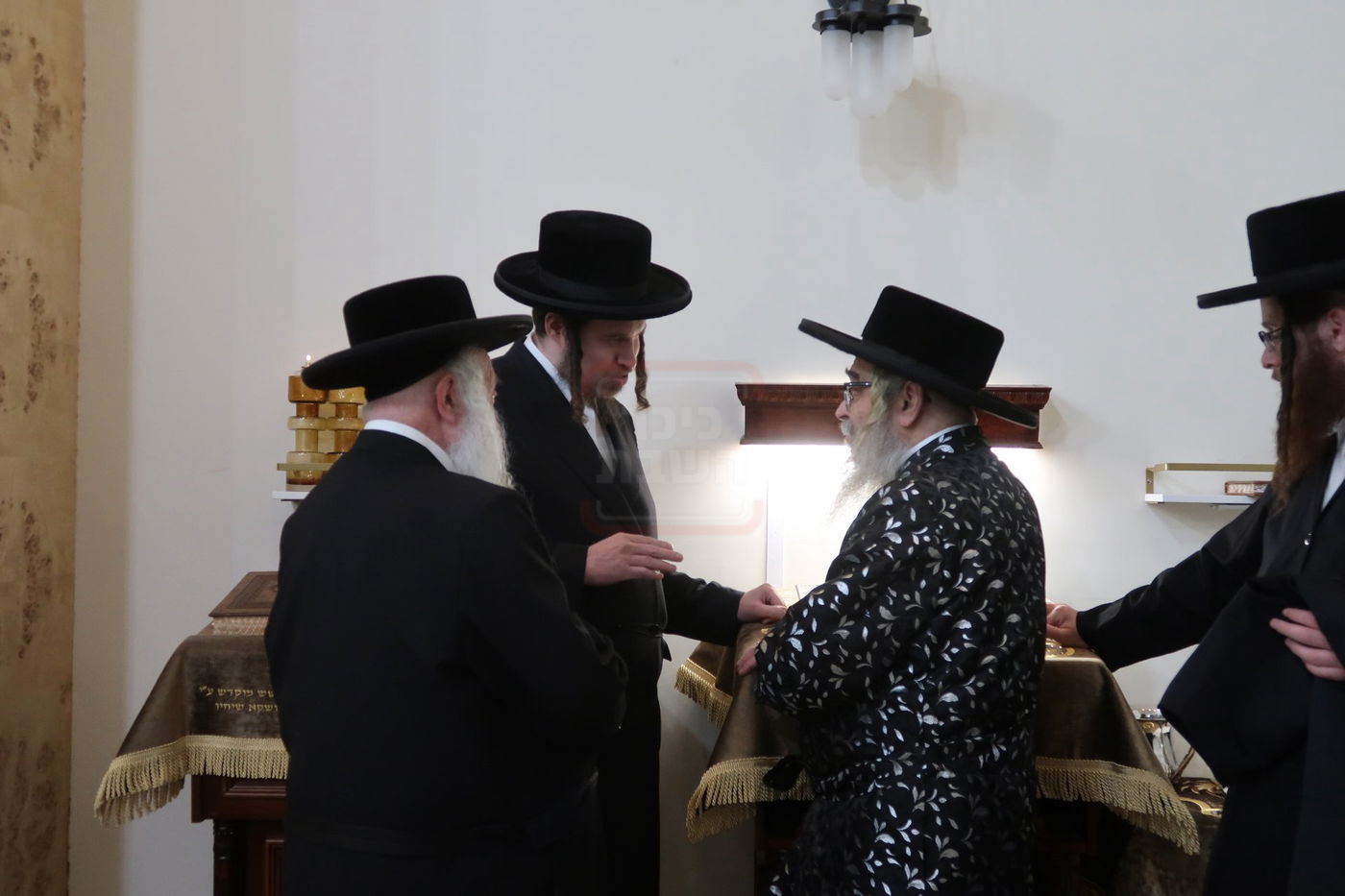 האדמו"ר מסאטמר במנוחה בפאלם ספרינגס 