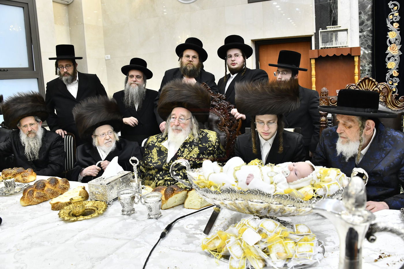 פדיון הבן בחצרות ספינקא - קרעטשניף - פרמישלאן