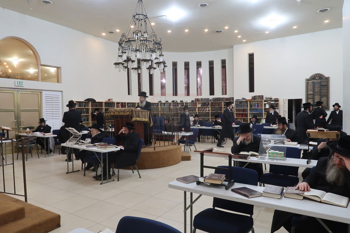 האדמו"ר מסאטמר במנוחה בפאלם ספרינגס 