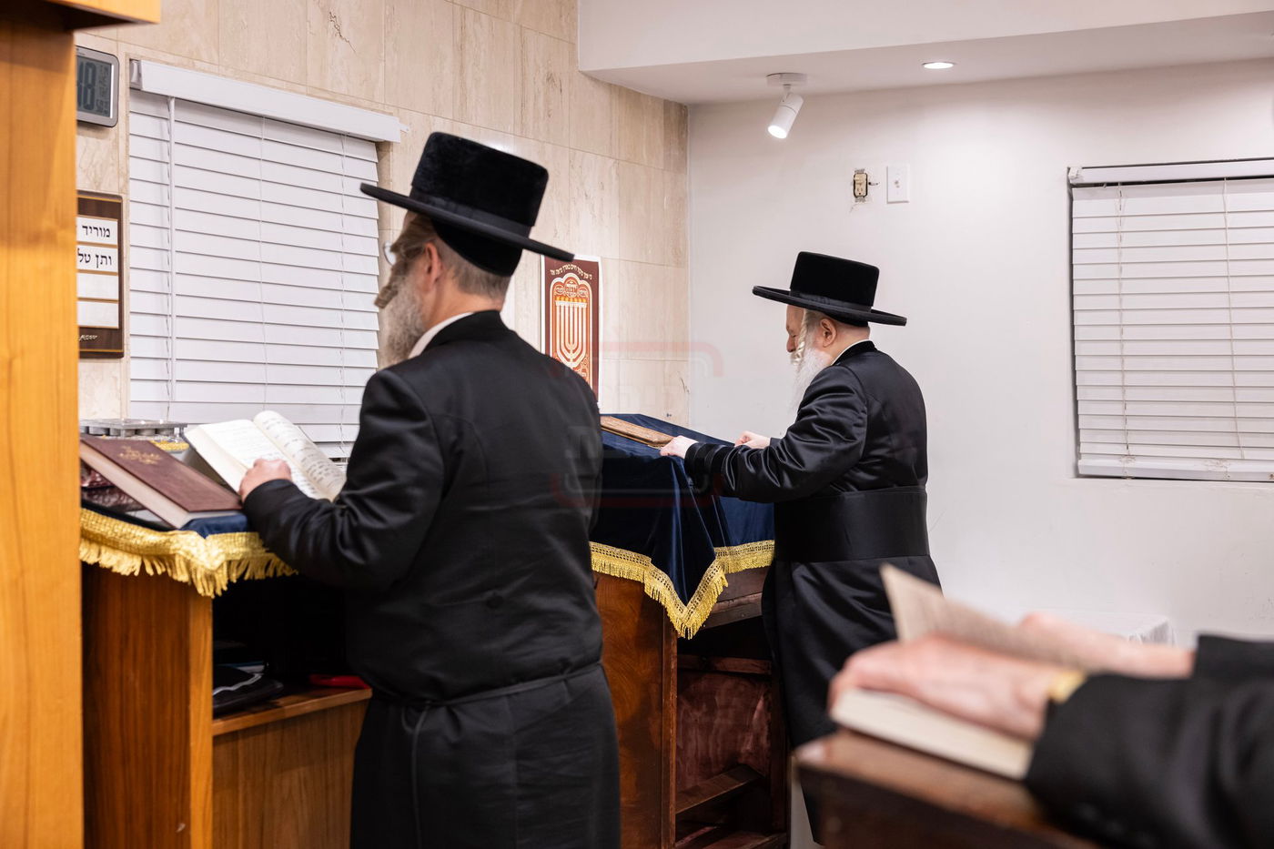 האדמו"ר מבאבוב במנוחה בפלורידה