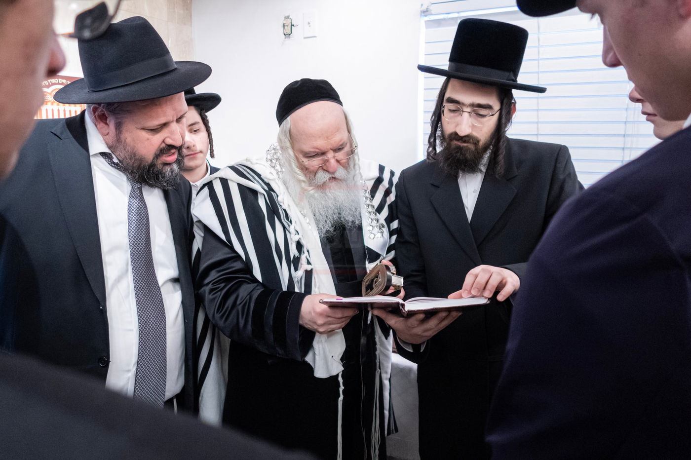 האדמו"ר מבאבוב במנוחה בפלורידה