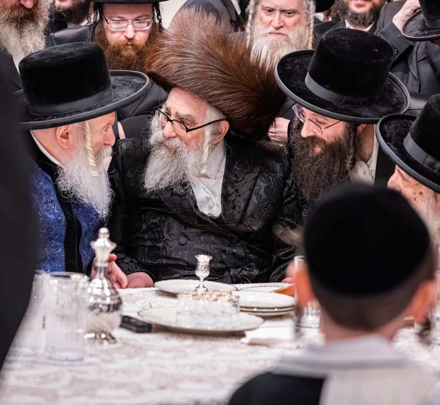 האדמו"ר מויז'ניץ מונסי בשמחה