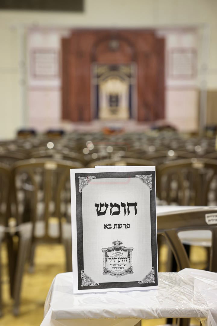 שבת אופריף בחצה"ק זוועהיל