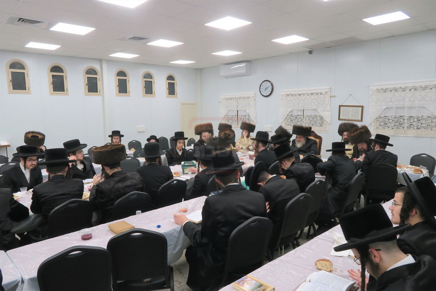 גאב''ד קרלסבורג במירון