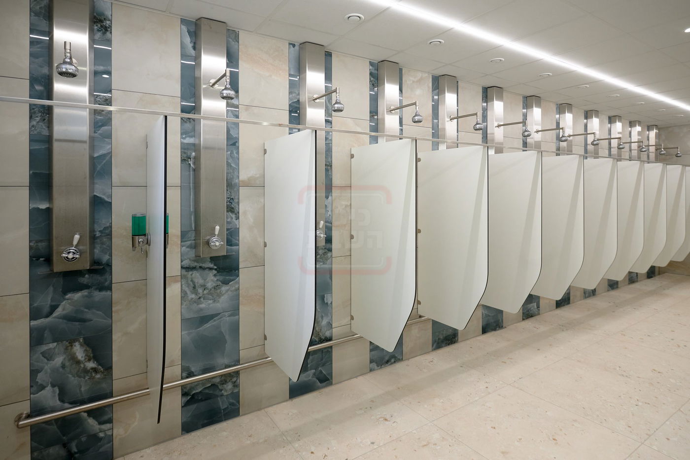 חנוכת המקווה בלונדון