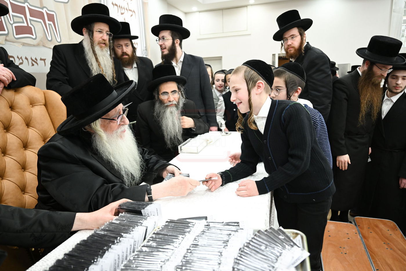 האדמו"ר מצאנז בביקור במונסי