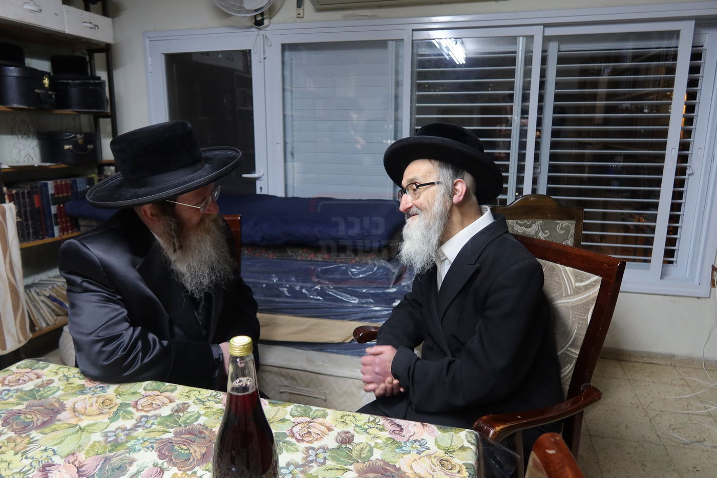 האדמו"ר מטערבישאן אצל הגה"צ זאב ארנסטר