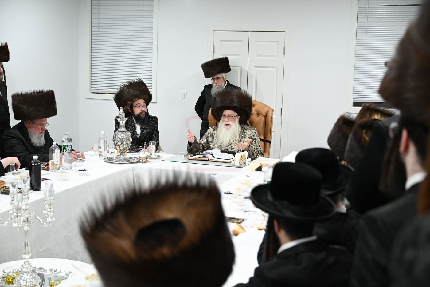 האדמו"ר מצאנז שבת במונסי