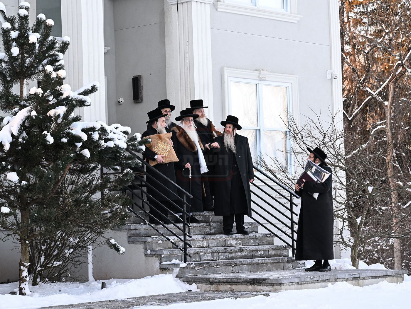 האדמו"ר מצאנז בביקור במונסי