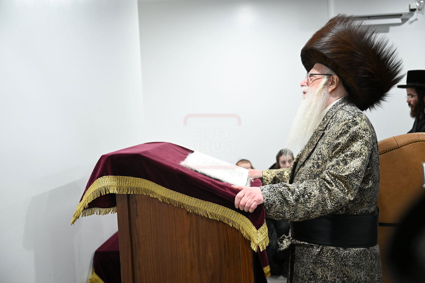 האדמו"ר מצאנז שבת במונסי