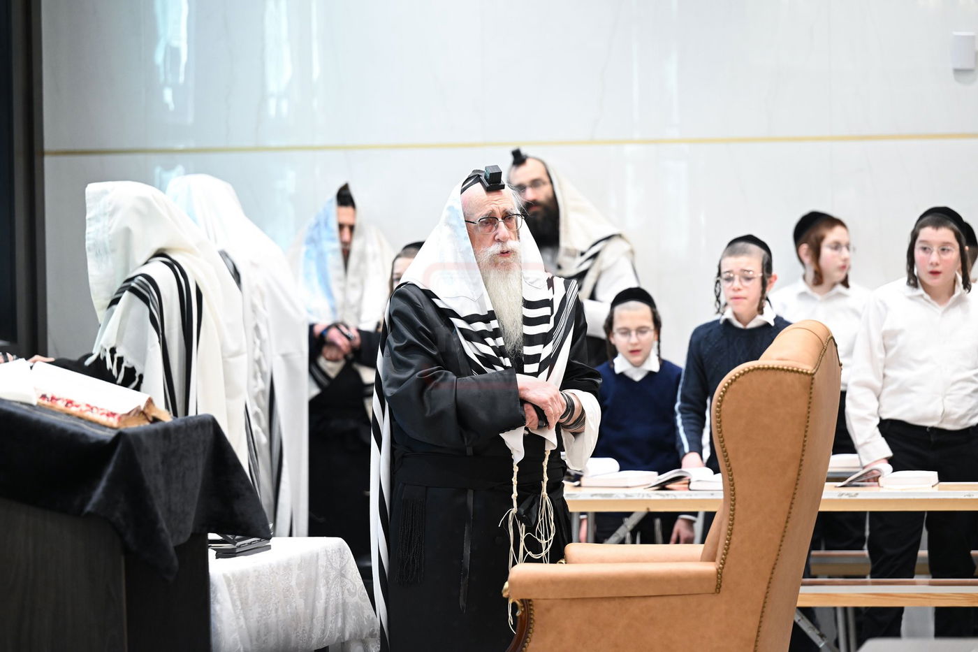 האדמו"ר מצאנז בביקור במונסי