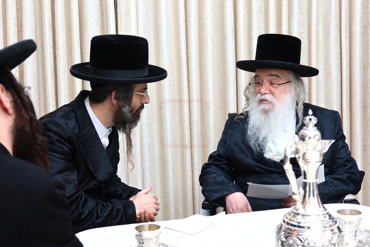 האדמו"ר מזוועהיל אצל האדמו"ר מדארג