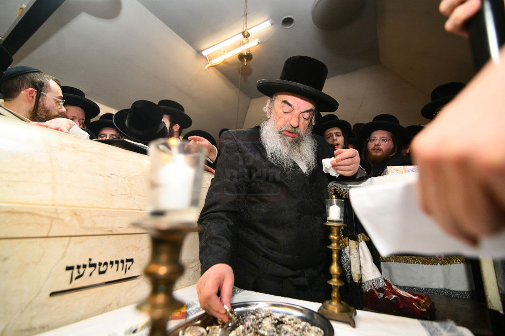 הילולא קדישא בלעלוב