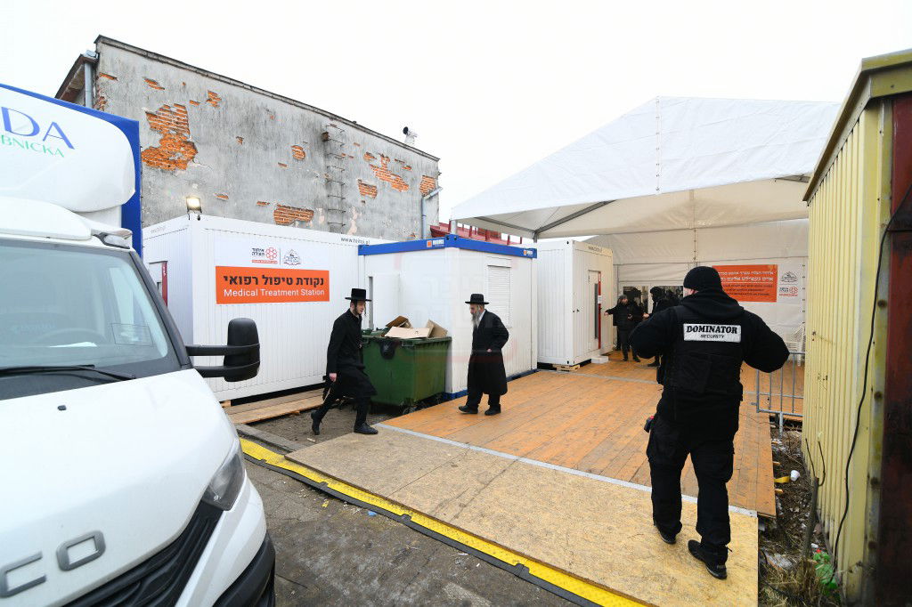 הילולא קדישא בלעלוב