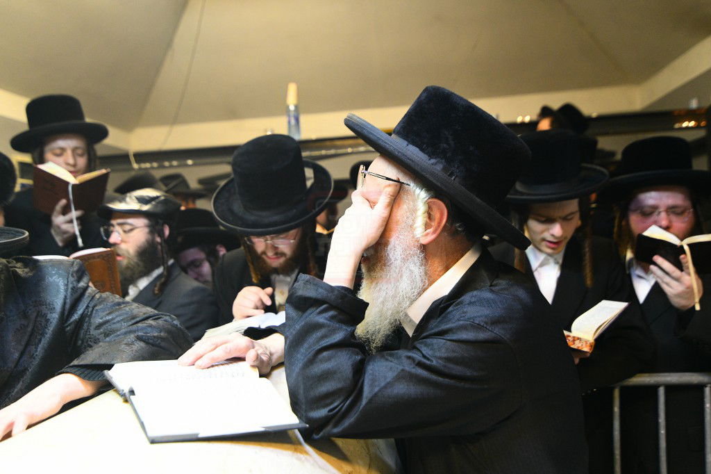 הילולא קדישא בלעלוב