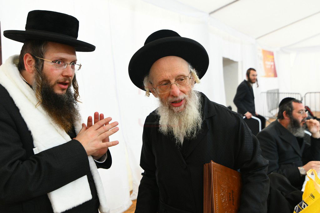 הילולא קדישא בלעלוב