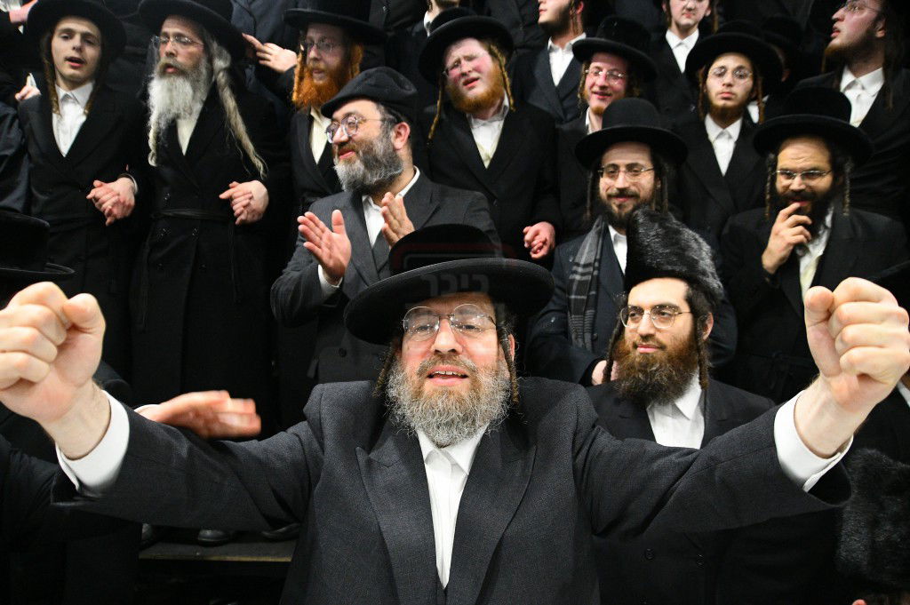 הילולא קדישא בלעלוב