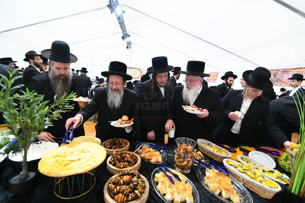 הילולא קדישא בלעלוב