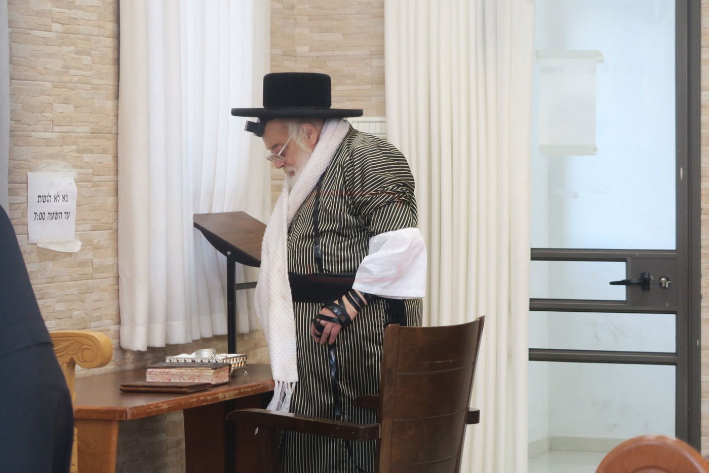 האדמו"ר מתולדות אהרן בטבריה