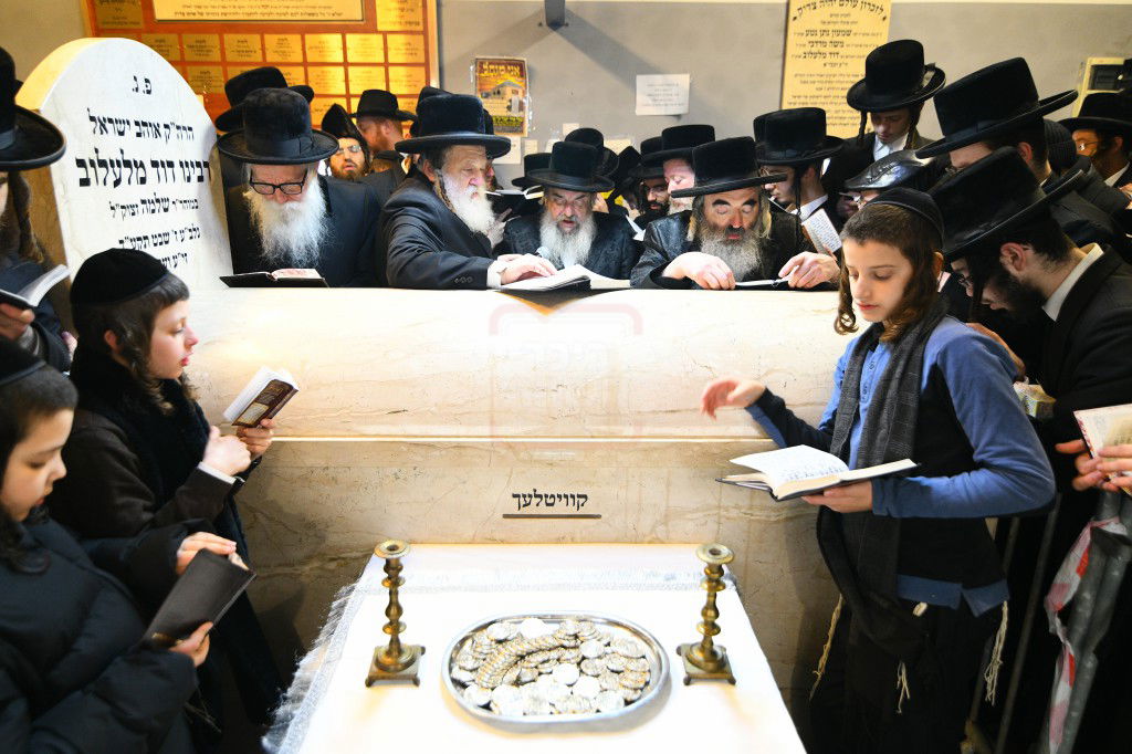 הילולא קדישא בלעלוב