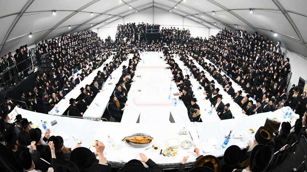 הילולא קדישא בלעלוב