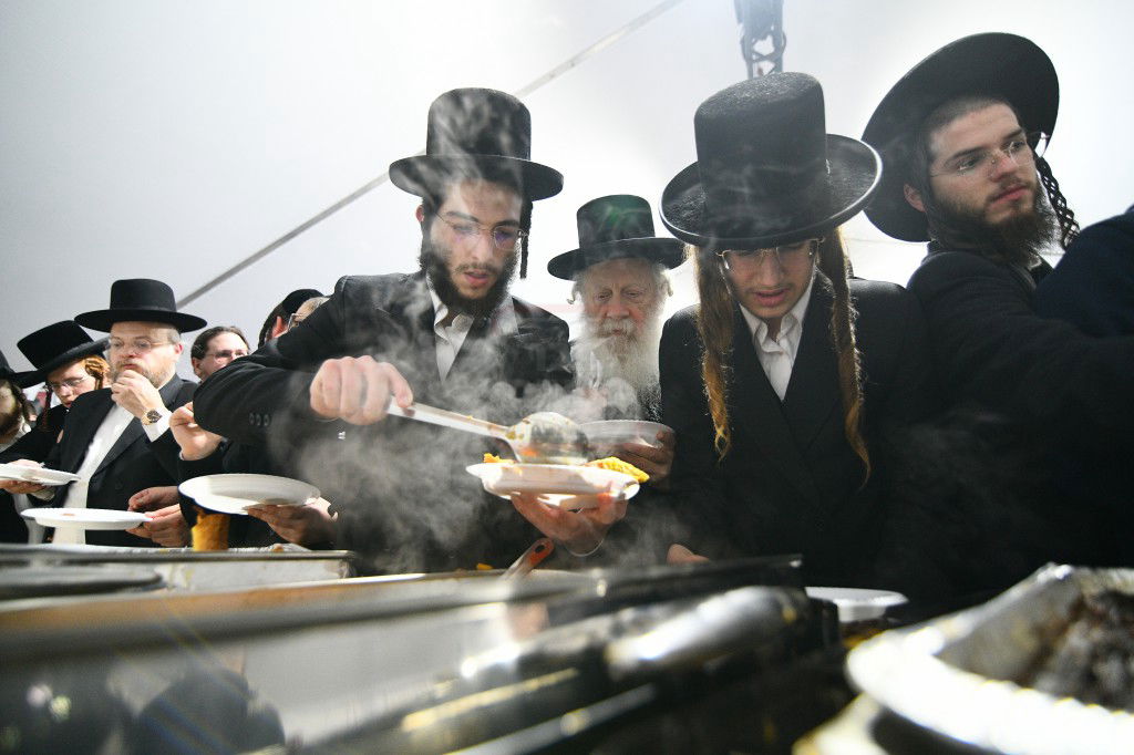 הילולא קדישא בלעלוב