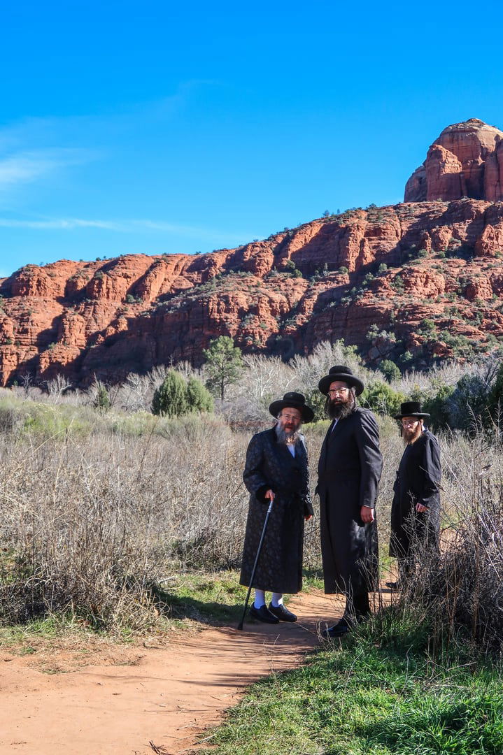 האדמו"ר מבאבוב 45 במנוחה בעיר סקוטסדייל שבאריזונה 