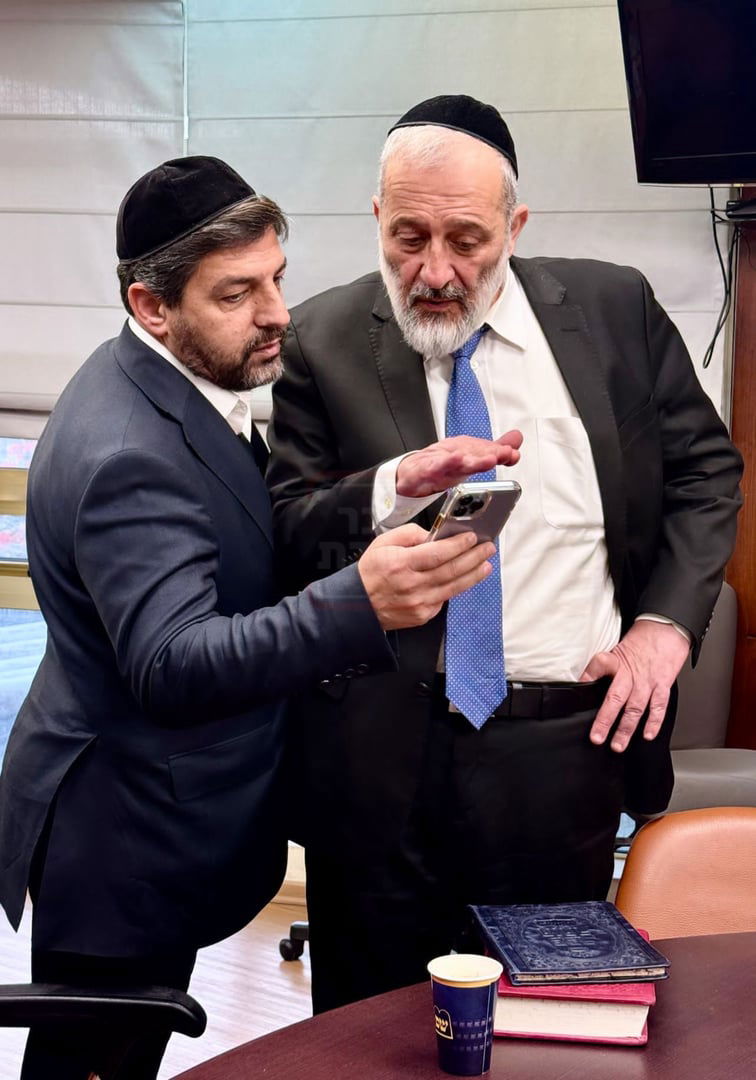 הלוק החסידי של בן הח"כית | 'זופניק בכיכר' עם כל התמונות, הנייעס והחשיפות של השבוע