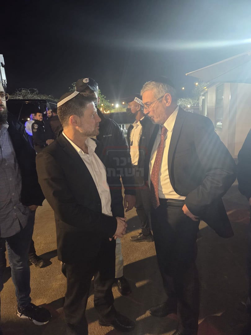 הלוק החסידי של בן הח"כית | 'זופניק בכיכר' עם כל התמונות, הנייעס והחשיפות של השבוע