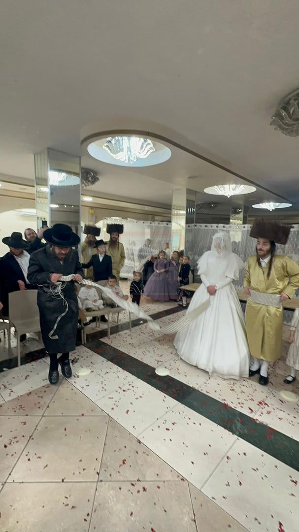 הלוק החסידי של בן הח"כית | 'זופניק בכיכר' עם כל התמונות, הנייעס והחשיפות של השבוע