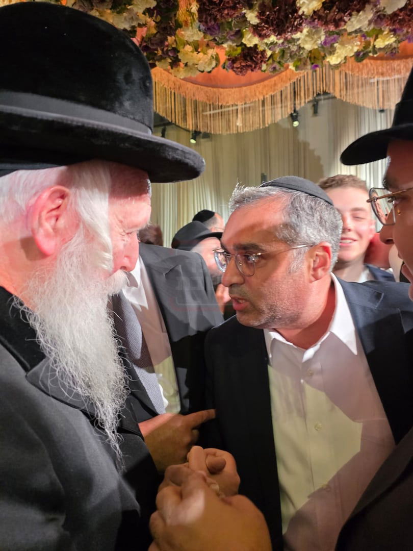 הלוק החסידי של בן הח"כית | 'זופניק בכיכר' עם כל התמונות, הנייעס והחשיפות של השבוע