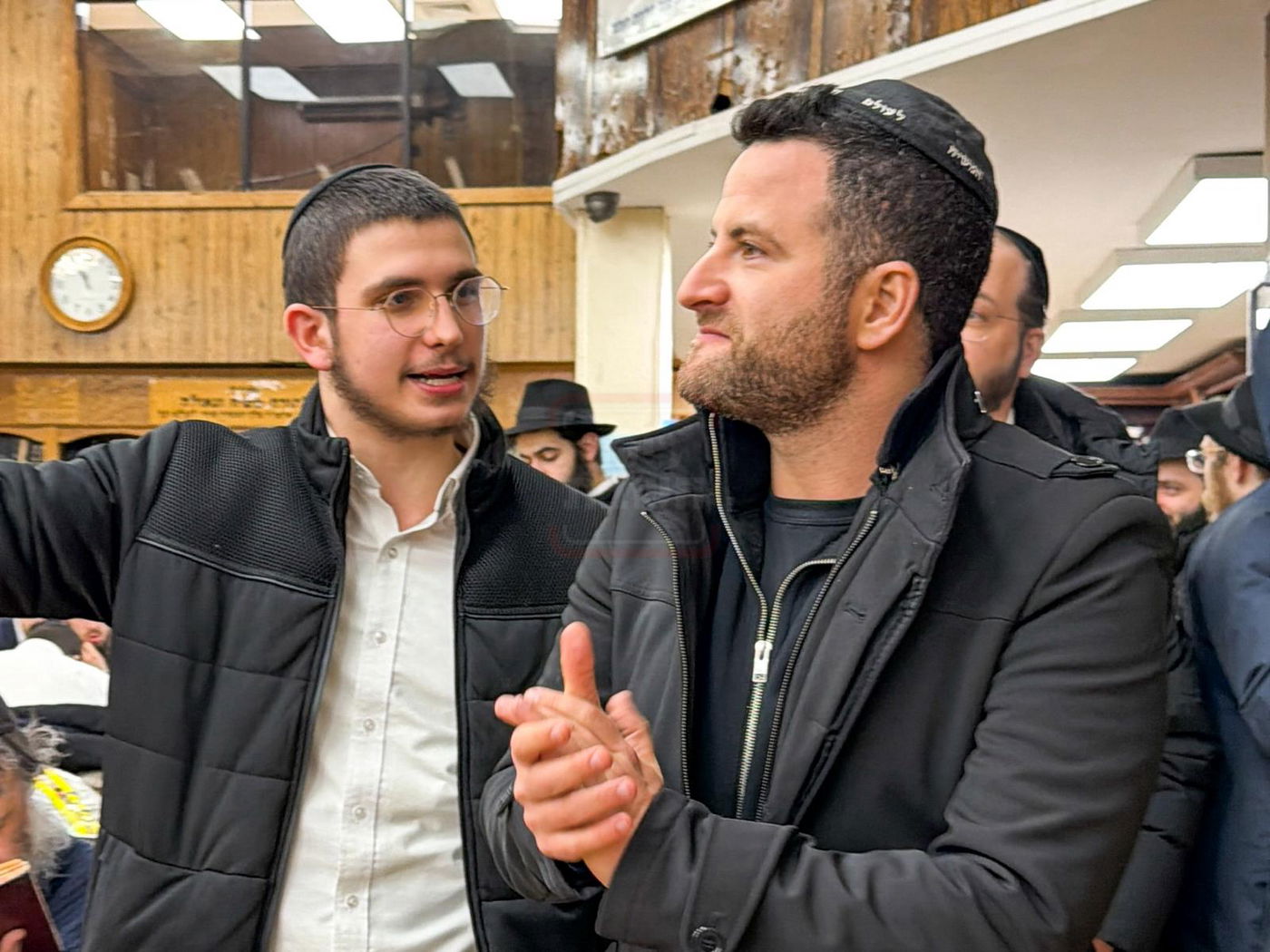 הלוק החסידי של בן הח"כית | 'זופניק בכיכר' עם כל התמונות, הנייעס והחשיפות של השבוע