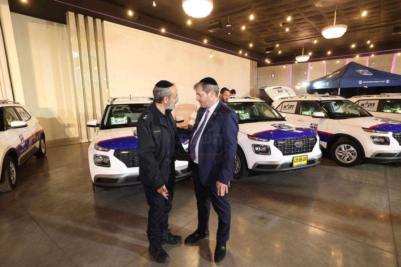 הלוק החסידי של בן הח"כית | 'זופניק בכיכר' עם כל התמונות, הנייעס והחשיפות של השבוע