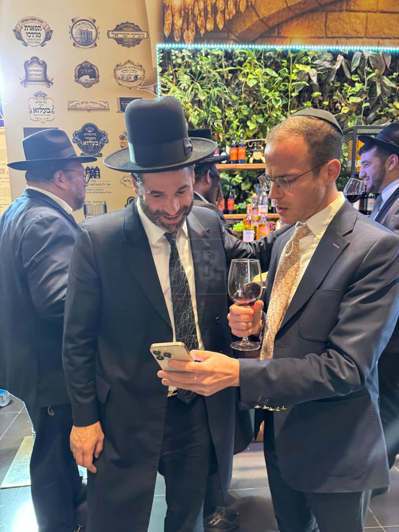 הלוק החסידי של בן הח"כית | 'זופניק בכיכר' עם כל התמונות, הנייעס והחשיפות של השבוע